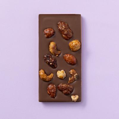 Chocoladereep melk gekarameliseerde noten Chocoladereep melk gekarameliseerde noten