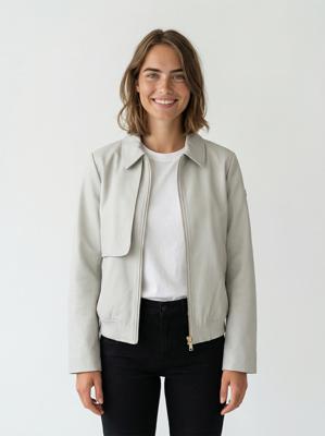 Covered Berry Jacket L60435 Zomerjassen Pumice Stone