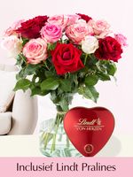 Roze-rood rozenboeket met Lindt hart - thumbnail