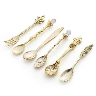 2Sets Vintage mini koffie lepels pak Royal stijl metaal gesneden koffie fruit Cutler dessert flatware keuken tools goud