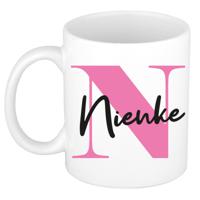 Naam mok Nienke - roze - wit - keramiek - 300 ml - verjaardag/cadeau beker