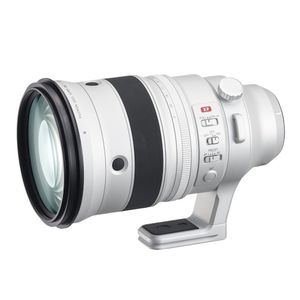 Fujifilm XF 200mm F/2.0 R LM OIS WR + XF 1.4x F2 TC WR Teleconverter