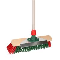 Houten straatbezem/buitenbezem elaston - 40 cm - met houten steel van 140 cm Houten straatbezem/buitenbezem elaston - 40 cm - met houten steel van 140 cm