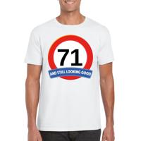 71 jaar and still looking good - t-shirt verkeersbord print - wit - heren - verjaardag