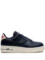 Nike baskets Air Force 1 '07 LX 'Obsidian' - Bleu - thumbnail