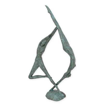 A MODERNIST BRONZE SCULPTURE OF A DANCING PAIR