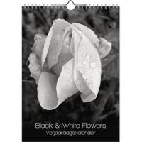 Verjaardagskalender Black &white Flowers 18x25cm - thumbnail