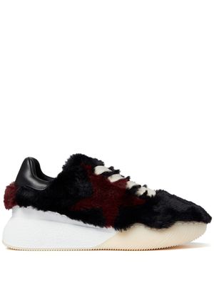 Stella McCartney baskets Loop en fourrure artificielle - Noir