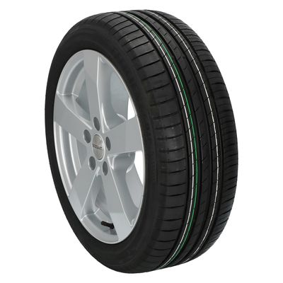 Goodyear EfficientGrip Performance