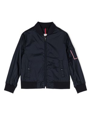 Moncler Enfant veste bomber à patch logo - Bleu