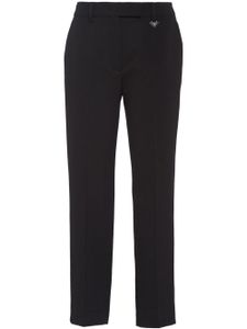 Prada pantalon court en cuir grainé - Noir