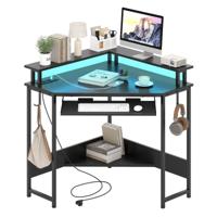 Hoekbureau met Oplaadstation & LED & Toetsenbordlade & Monitorstandaard Gamingtafel Zwart