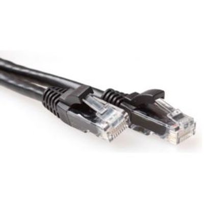 ACT Zwarte 10 meter LSZH U/UTP CAT6A patchkabel met RJ45 connectoren