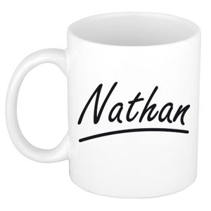 Naam cadeau mok / beker Nathan met sierlijke letters 300 ml   -