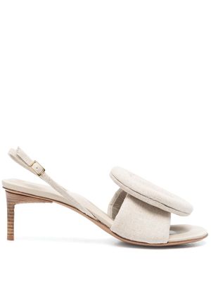 Jacquemus sandales Cuscinu à bride arrière - Tons neutres