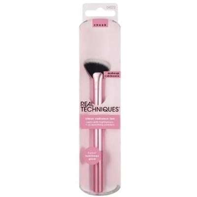 Real Techniques Sheer Radiance Fan Cheek Real Techniques Sheer Radiance Fan Cheek