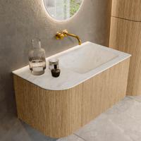Mondiaz KURVE-DLUX 85 cm Onderkast Greeploos 1 Lade Met Deuren Oak, Wastafel Solid Surface Rechts Opalo 0 Kraangaten Zonder Spiegel (KRVCLO85L1L1D0KR-Oak/Opa)