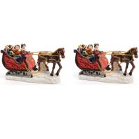 2x stuks kerstbeeldjes/kerstdorp figuurtjes slee met paard 12 cm