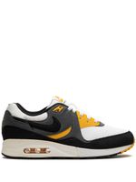 Nike baskets Air Max Light 'University Gold' - Noir