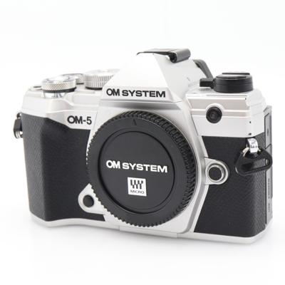 OM SYSTEM OM-5 body zilver occasion