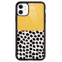 iPhone 11 glazen hardcase - Abstract geel