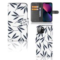 Apple iPhone 13 Hoesje Leaves Blue