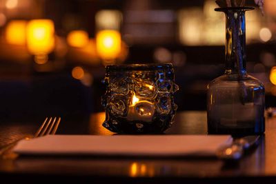 LLyss candle 6x waxinelicht zwart met basislader, lader en afstandsbediening professioneel op accu