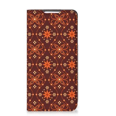 Samsung Galaxy S22 | Hoesje met Magneet | Batik Brown Samsung Galaxy S22 | Hoesje met Magneet | Batik Brown