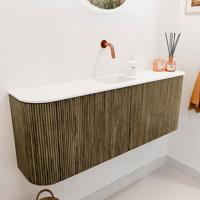 Toiletmeubel Mondiaz Joya | 113.2 cm | Meubelkleur Dusk | Faye wastafel Talc Midden | Zonder kraangat(en) Toiletmeubel Mondiaz Joya | 113.2 cm | Meubelkleur Dusk | Faye wastafel Talc Midden | Zonder kraangat(en)