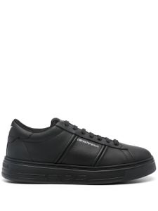 Emporio Armani baskets en cuir à logo imprimé - Noir