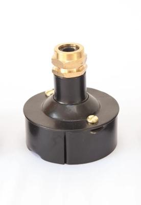 Plafondkap zwart staal met messing kabelgrip 65mm