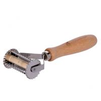 Snijgereedschap met tanden van roestvrij staal om te maken farfalle pasta - 56 mm