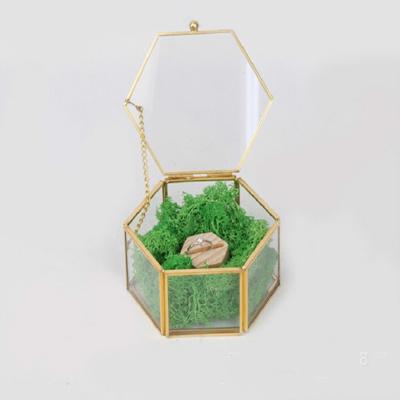 Hand gesoldeerd Zeszijdig clamshell C trouw ring vak eeuwige bloem vak Grootte: 12x11x6cm (goud)