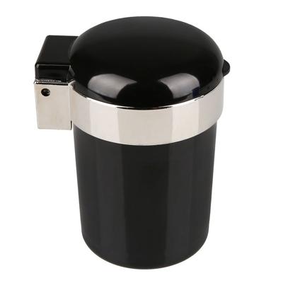 All Ride Auto asbak met LED licht - kunststof - zwart - 7 x12 cm - met deksel - op 1 batterij
