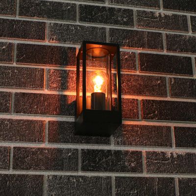 Moderne Wandlamp LED Dakota Outdoor E27 IP44 Zwart aluminium bepaal zelf welke lamp je erin draait