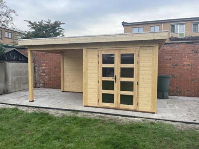Van Kooten Prime Line blokhut 250x250 cm + overkapping 250 cm + achterwand 28 mm vuren blank- Plat dak- Onbehandeld vurenhout- Van Kooten - Van Kooten