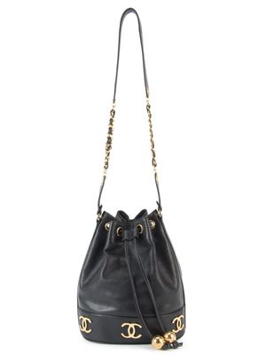 CHANEL Pre-Owned sac seau CC à lien de resserrage CC - Noir