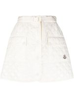 Moncler minijupe matelassée à patch logo - Blanc