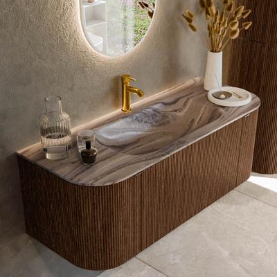 Badmeubel Mondiaz Kurve-Dlux | 120 cm | Meubelkleur Walnut | Wastafelkleur Sombra | Solid surface | Wasbak midden spoelbak | 1 kraangat