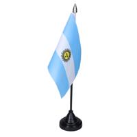 Vlag Argentinie tafelvlaggetjes - 1x stuks - 10 x 15 cm vlag - met zwarte standaard