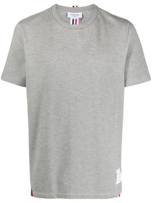 Thom Browne t-shirt à bande tricolore - Gris