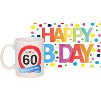 Verjaardag cadeau mok/beker 60 jaar print 300 ml + A5-size wenskaart Happy Birthday