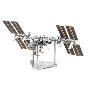 Metal Earth Iconx International Space Station (ISS) Metalen bouwpakket