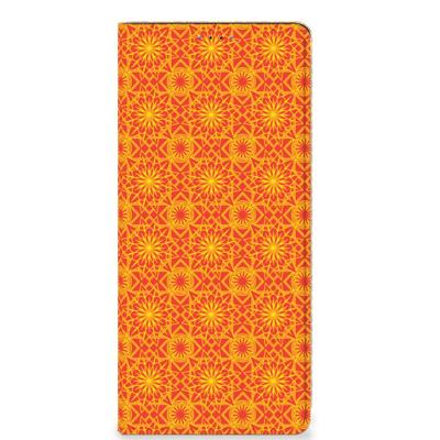 Samsung Galaxy A22 5G | Hoesje met Magneet | Batik Oranje Samsung Galaxy A22 5G | Hoesje met Magneet | Batik Oranje