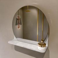 MONDIAZ SPOT spiegel rond 40cm met Spiegelplanchet kleur Opalo. MONDIAZ SPOT spiegel rond 40cm met Spiegelplanchet kleur Opalo.