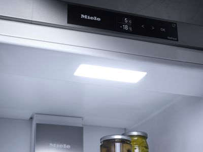 Miele KFN 4393 FD koel-vriescombinatie Vrijstaand 359 l F Wit