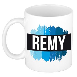 Naam cadeau mok / beker Remy met blauwe verfstrepen 300 ml