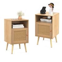 2 Rotan Nachtkastjes met Open Schap en Versierde Deur in PE Rotan Massief Houten Poten Bijzettafel in Boerderijstijl voor Slaapkamer Woonkamer