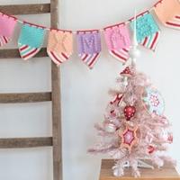 Yarn and Colors Colorful Christmas Bunting Haakpakket