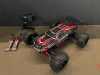 Tweedehands Traxxas E-Revo Brushless op Proline wielen incl. dusty cover Tweedehands Traxxas E-Revo Brushless op Proline wielen incl. dusty cover